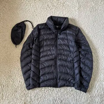 유니클로 울트라 라이트 다운 자켓 블랙, 파우치 포함, 페더, 경량, M