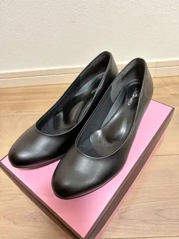 세븐 프리미엄 라이프스타일 <KiREi> 라운드 3E 펌프스