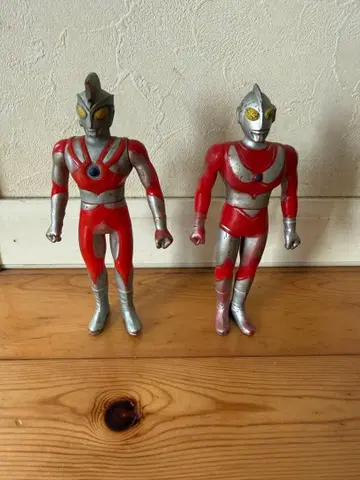 돌아온 울트라맨 울트라맨 에이스 피규어 2체 세트 반다이