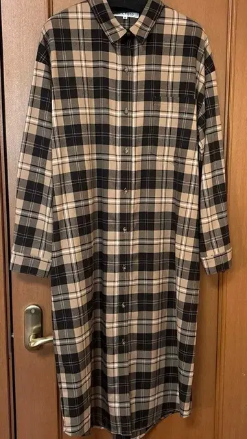 C.C.CROSS 체크 무늬 롱 셔츠 38