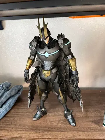 히어로 아카데미아 피규어 블랙/골드 약 30cm