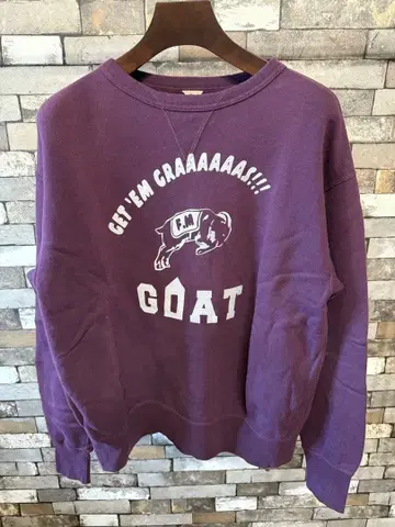 filmelange 맨투맨 보라색 프린트 크루넥 트레이닝복 사이즈 4