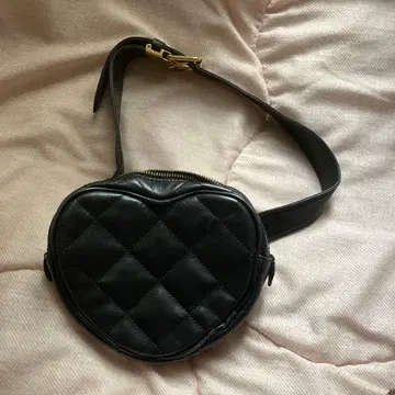 SONIA RYKIEL 하트형 웨스트 파우치 블랙