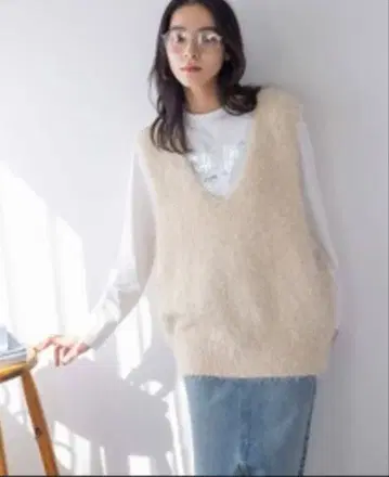 LOWRYS FARM 버튼 샤기 니트 베스트