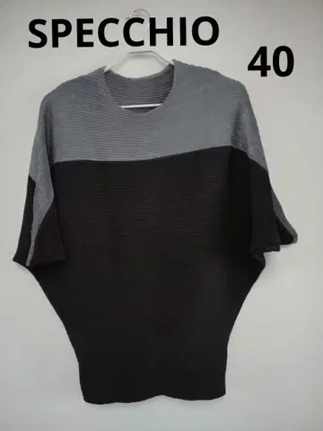 SPECCHIO 플리츠 가공 블랙과 그레이 반팔 상의 40 이너