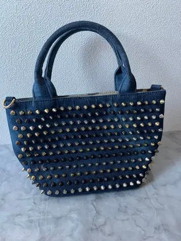 스터드 장식 데님 토트백