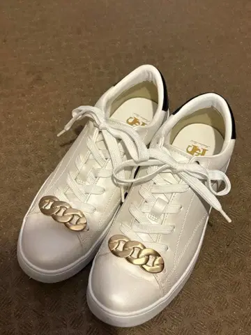 호킨스 스니커즈 화이트 우먼