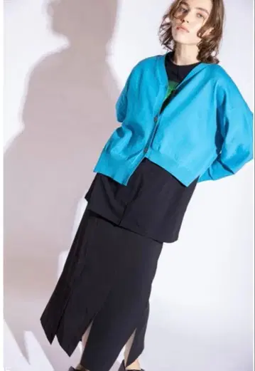 [ osmosis ] 볼륨 슬리브 니트 가디건