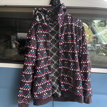 vonzipper 삼각형 패턴 후드티 L 사이즈