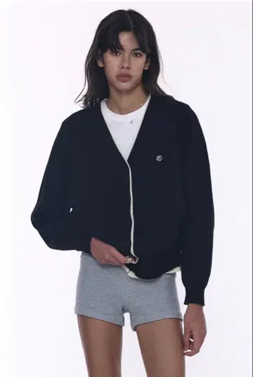 플레이 스튜디오 레이어드 v넥 니트 가디건 자켓