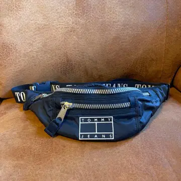 타미힐피거 숄더백