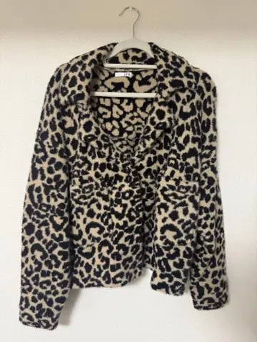 GYDA 레오파드 아우터