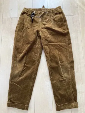 그라미치 턱 테이퍼드 팬츠 코듀로이