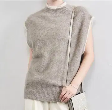 유나이티드 애로우즈 캐시미어 폭스 니트 베스트