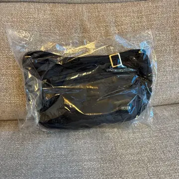 페이러 하이디 하프문 백 블랙