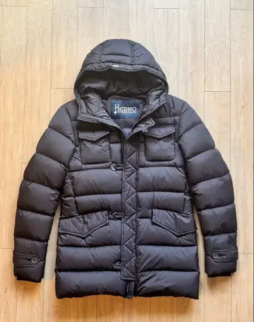 HERNO 다운 자켓 REGEND 다크 브라운 46