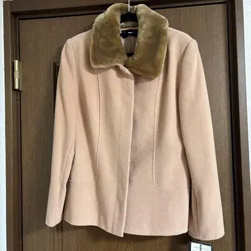 PASSIONE 베이지 인조 모피 옷깃 자켓