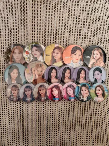 TWICE 쯔위 굿즈 묶음 판매