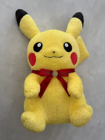 빅 사이즈 레어 단종품 크리스마스 피카츄 봉제 인형 빅 포켓몬 센터