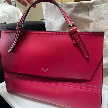 Guess 레드 숄더백