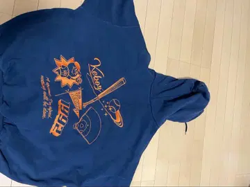 Keboz (케보즈) BIG LOGO HOODIE