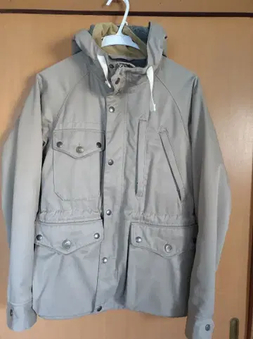 엔지니어드 가먼츠 마운틴 후드티 XS 미국제