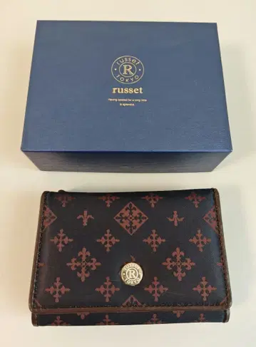 russet 3단 폴더형 지갑 블랙/브라운