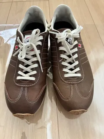 패트릭스 브라운 가죽 스니커즈