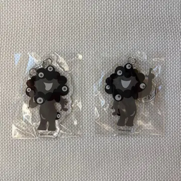 간사이 만박 블랙 미야쿠미야쿠 아크릴 키링 2개 세트