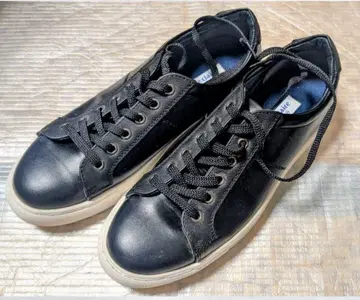 마리끌레르 옴므 블랙스니커즈