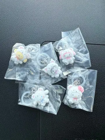 산리오 후와후와 스노우 메지루시 액세서리