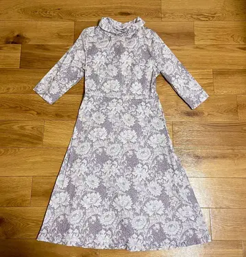 호비라호비레 리버티 꽃무늬 원피스 그레이