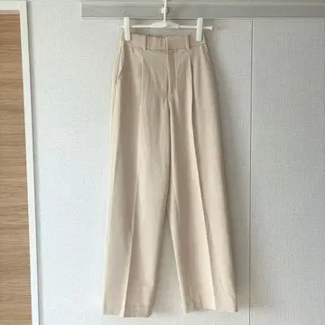 유니클로 턱 와이드 팬츠 XS 긴 길이 내추럴