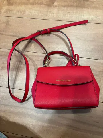 MICHAEL KORS 레드 숄더백