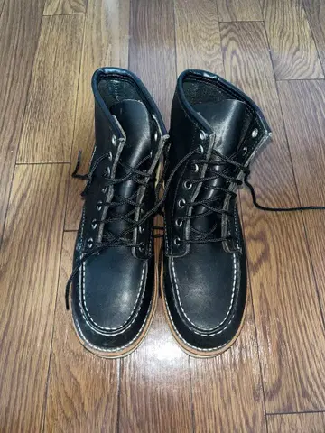 Golden Retriever 9102 Black Work Boots