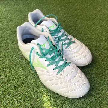 미즈노 축구화 화이트/그린