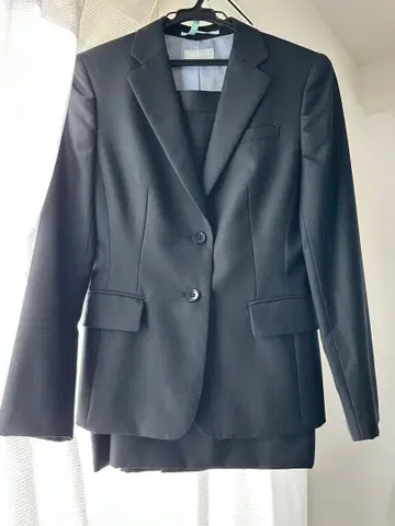 코나카 취업 정장