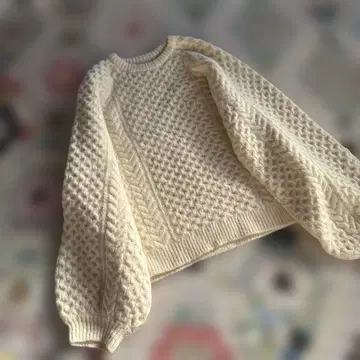 select MOCA 오버 사이즈 니트 허니콤 니트 아이보리