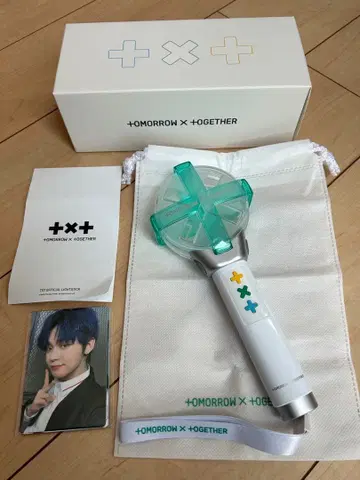 +OMORRON X +TOGETHER 공식 응원봉