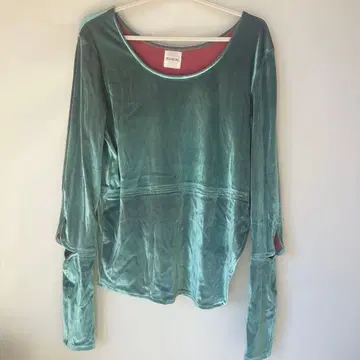 musubore U넥 상의 에메랄드