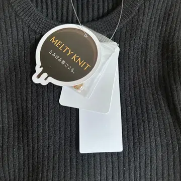 [ 새상품 택 포함 ] 글로벌 워크 니트 멜티 리브 블랙 M