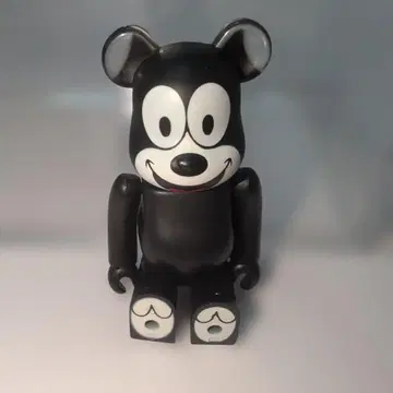 BE@RBRICK 필릭스 더 캣 100%