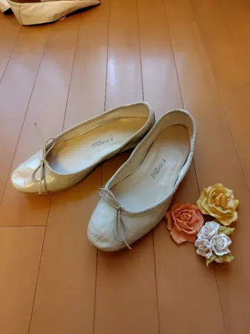 포르셀리 E PORSELLI 아이보리 발레 슈즈 펌프스 1회