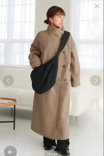 Discoat 스탠드 카라 롱 코트 브라운