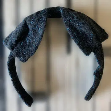 새상품급 Jennifer Ouellette 트위드 리본 머리띠 차콜