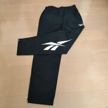 [ 새상품급 ] Reebok 리복 트랙 팬츠 화이트 로고 안감 메쉬