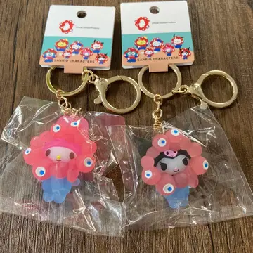 산리오 미야쿠미야쿠 입체 컬러 클리어 컬러 키링 쿠로미와 마이멜로디