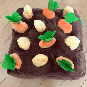 대수확 밭 봉제 인형 당근과 감자