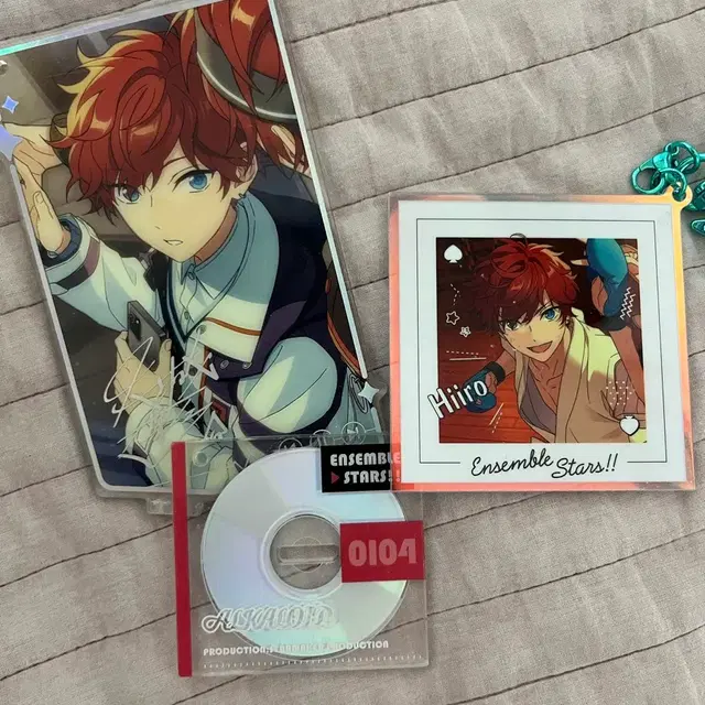 히이로 아크릴 스탠드/키링 판매