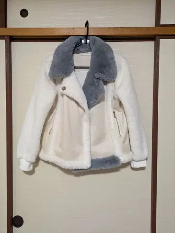 [새상품] 포근포근 부드러운 자켓 M 여성용